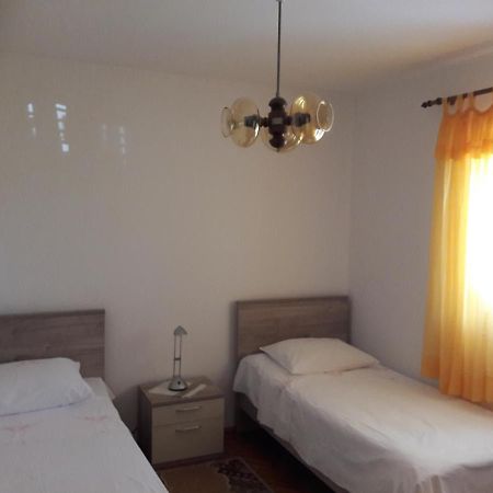 Apartment Bise Rogoznica  Ngoại thất bức ảnh