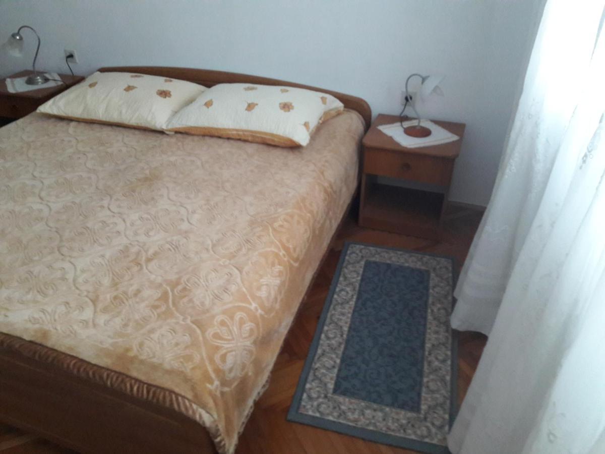 Apartment Bise Rogoznica  Ngoại thất bức ảnh