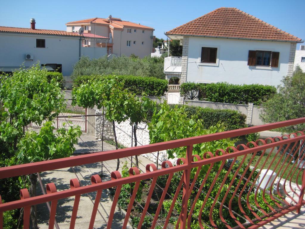 Apartment Bise Rogoznica  Ngoại thất bức ảnh